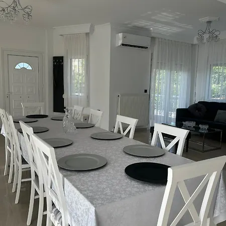 Hana Villa Leptokariá