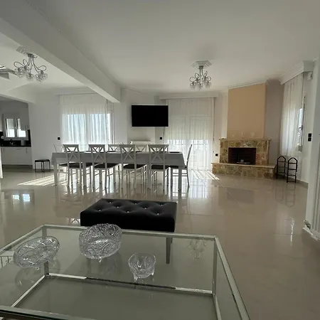 Hana Villa