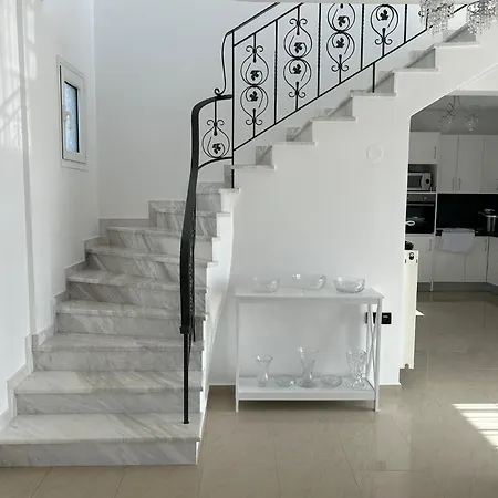 Hana Villa Leptokariá