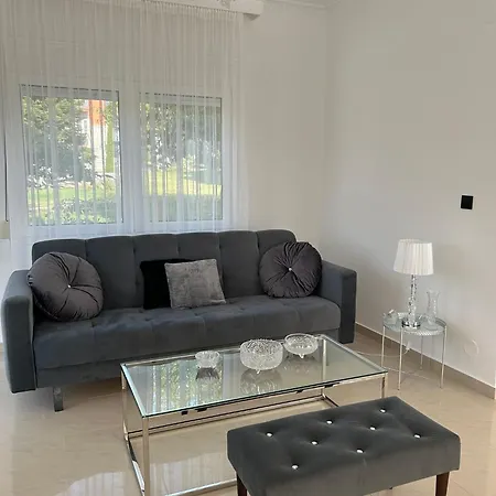 Hana Villa