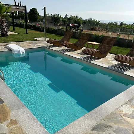 Hana Villa